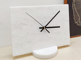 Mẫu đồng hồ đá 1